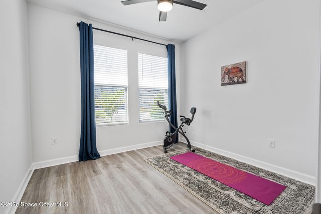 2631 Pinwherry Street NW, Palm Bay, FL 32907