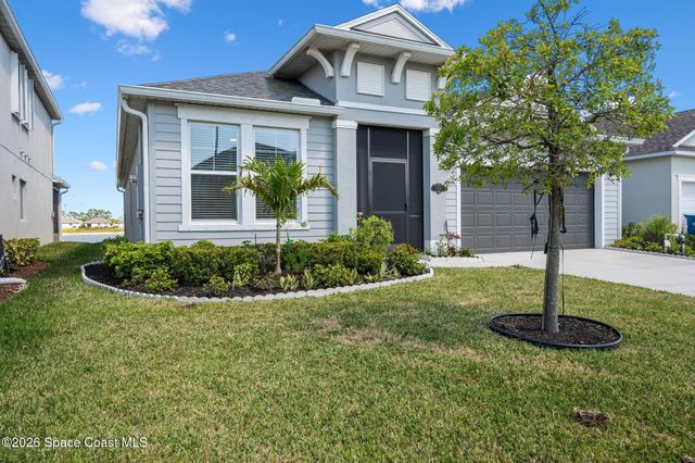 2631 Pinwherry Street NW, Palm Bay, FL 32907