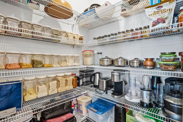 2631 Pinwherry Street NW, Palm Bay, FL 32907