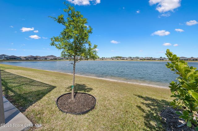 2631 Pinwherry Street NW, Palm Bay, FL 32907