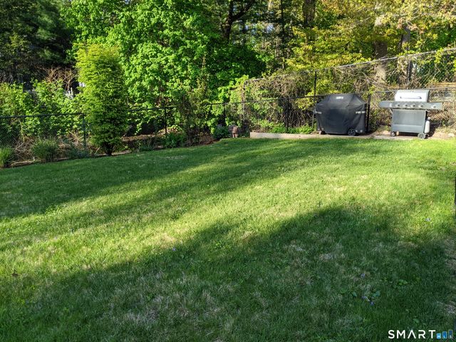 76 Maple Tree Avenue 5, Stamford, CT 06906