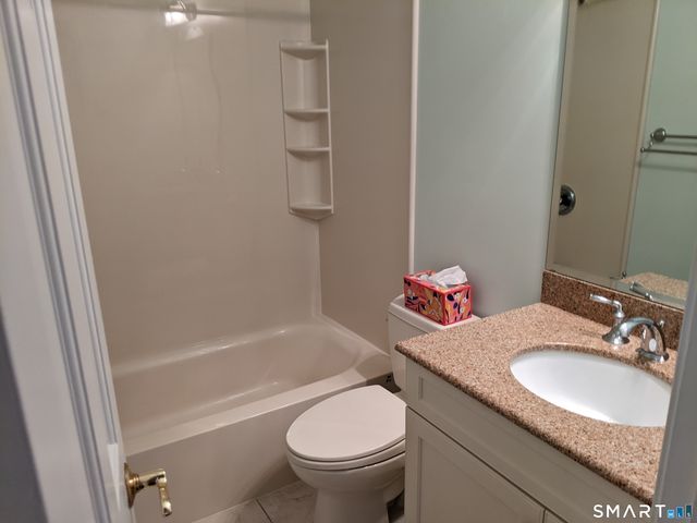 76 Maple Tree Avenue 5, Stamford, CT 06906