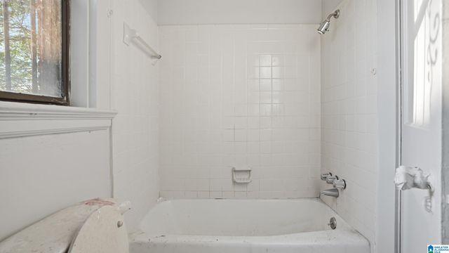 1717 28TH STREET ENSLEY, Birmingham, AL 35218