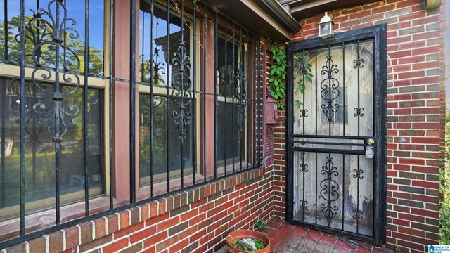 1717 28TH STREET ENSLEY, Birmingham, AL 35218