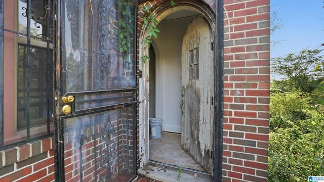 1717 28TH STREET ENSLEY, Birmingham, AL 35218
