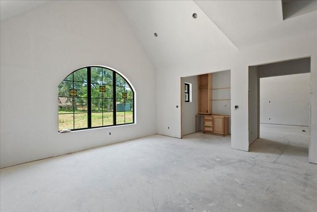 117 Daisy Ln, Baytown, TX 77523