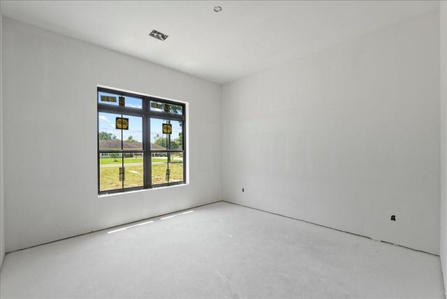 117 Daisy Ln, Baytown, TX 77523