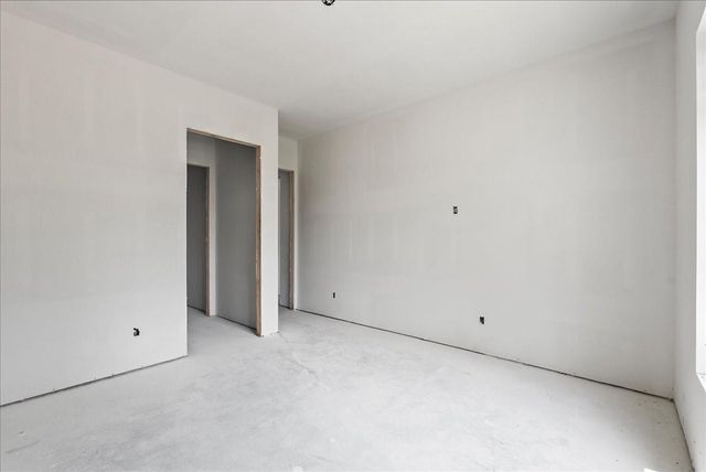 117 Daisy Ln, Baytown, TX 77523