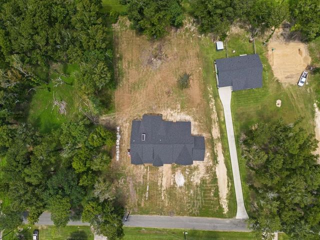 117 Daisy Ln, Baytown, TX 77523