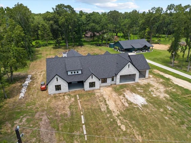 117 Daisy Ln, Baytown, TX 77523
