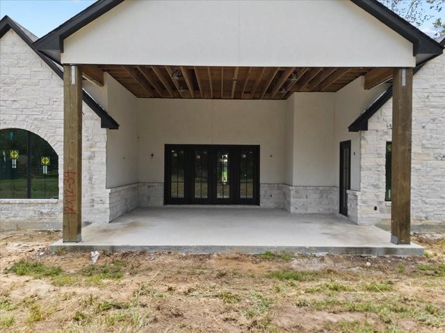 117 Daisy Ln, Baytown, TX 77523