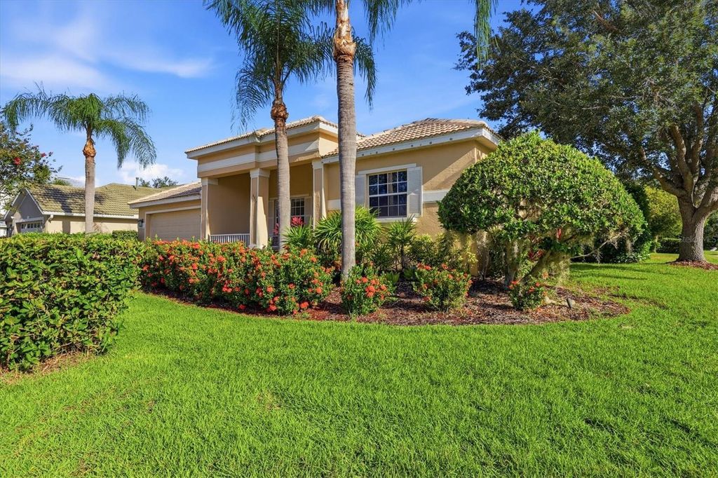Image 1 of property listing at 6919 67TH TERRACE E, Bradenton, FL 34203