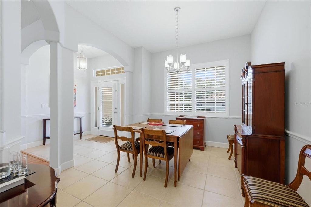Image 18 of property listing at 6919 67TH TERRACE E, Bradenton, FL 34203