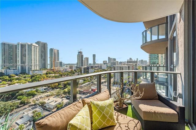 121 NE 34th St 1705, Miami, FL 33137