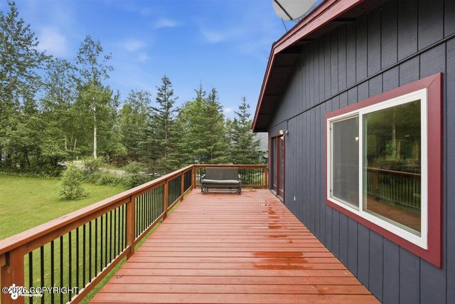 3150 N Arctic Fox Drive, Wasilla, AK 99654