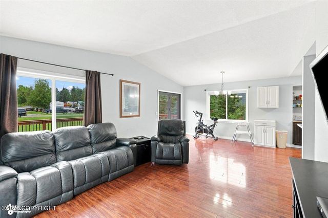 3150 N Arctic Fox Drive, Wasilla, AK 99654