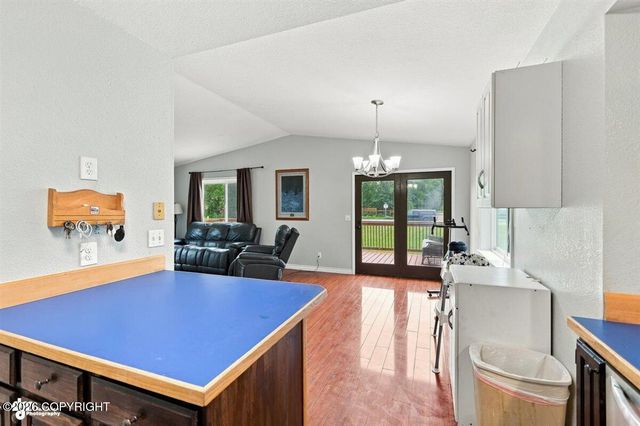 3150 N Arctic Fox Drive, Wasilla, AK 99654