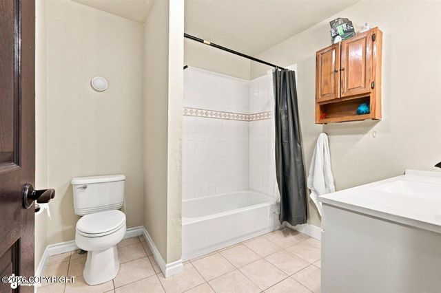 3150 N Arctic Fox Drive, Wasilla, AK 99654