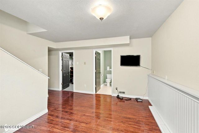 3150 N Arctic Fox Drive, Wasilla, AK 99654