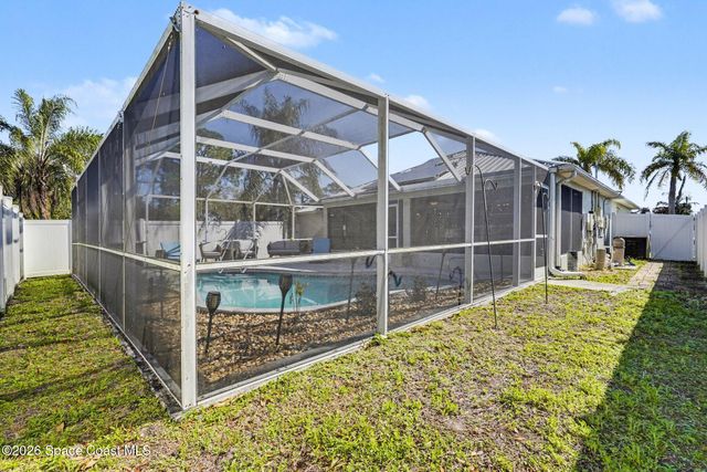 1692 Carbondale Avenue NW, Palm Bay, FL 32907