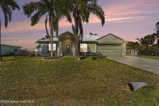1692 Carbondale Avenue NW, Palm Bay, FL 32907