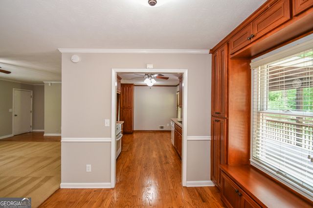 165 Wilhelmina Drive, Ellenwood, GA 30294