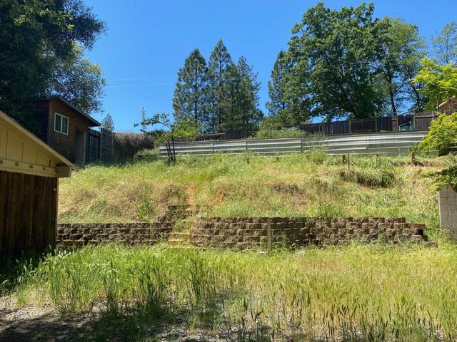 10761 Texas Hill Rd, Dobbins, CA 95935