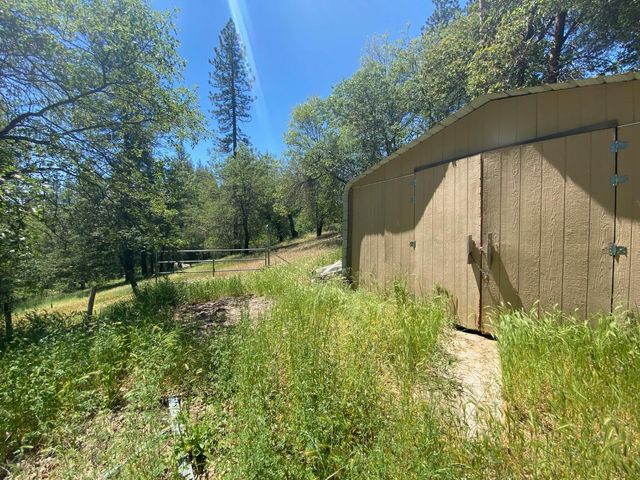 10761 Texas Hill Rd, Dobbins, CA 95935