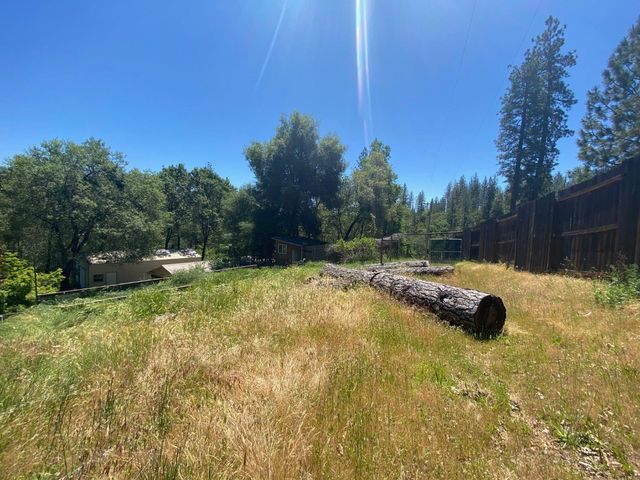 10761 Texas Hill Rd, Dobbins, CA 95935