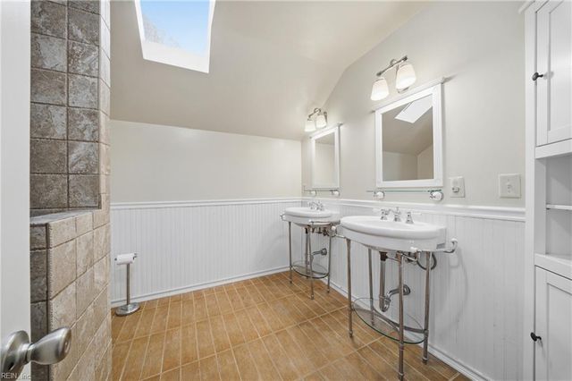 2541 Buyrn CIR, Virginia Beach, VA 23453