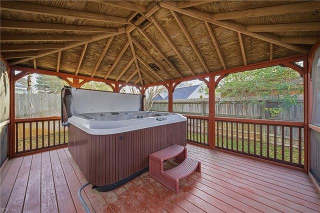 2541 Buyrn CIR, Virginia Beach, VA 23453