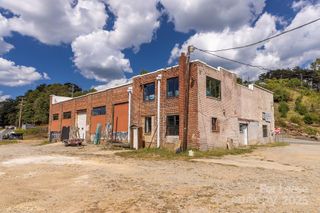 860 Riverside Drive, Asheville, NC 28804