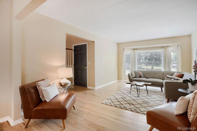 921 W Kettle Avenue, Littleton, CO 80120