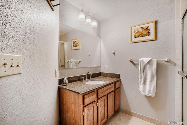921 W Kettle Avenue, Littleton, CO 80120