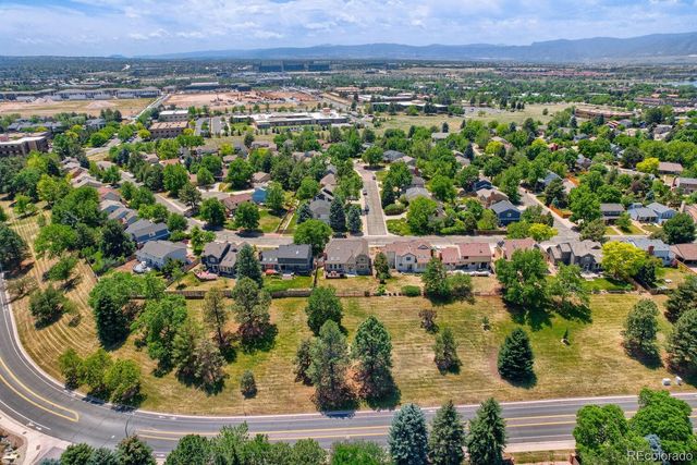 921 W Kettle Avenue, Littleton, CO 80120
