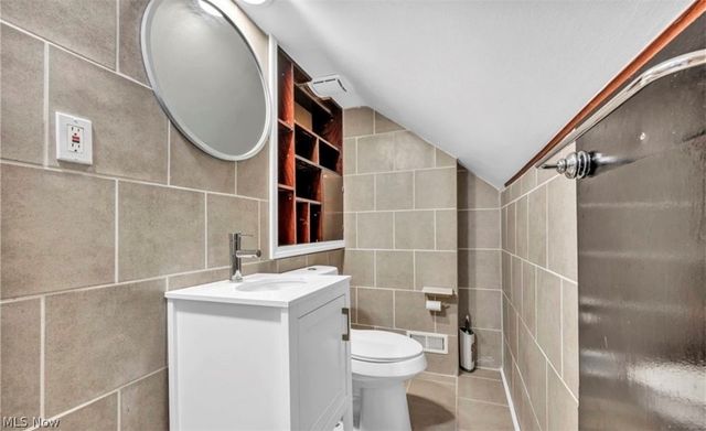 13514 Bennington Avenue, Cleveland, OH 44135