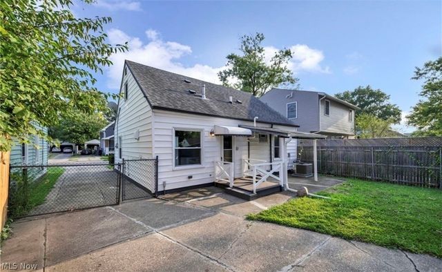 13514 Bennington Avenue, Cleveland, OH 44135