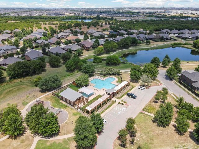 8124 Black Sumac Drive, Fort Worth, TX 76131