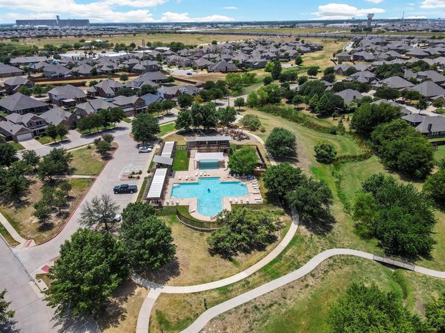 8124 Black Sumac Drive, Fort Worth, TX 76131