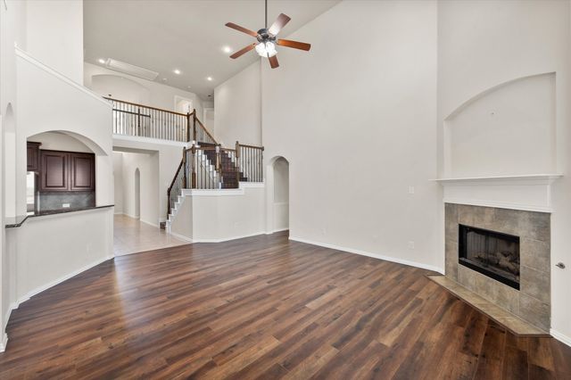 8124 Black Sumac Drive, Fort Worth, TX 76131