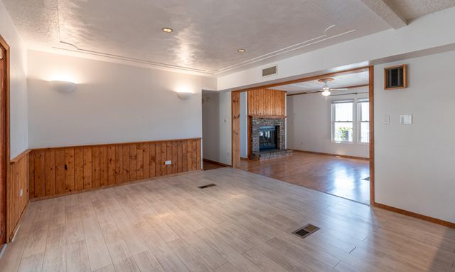 6517 San Francisco Road NE, Albuquerque, NM 87109
