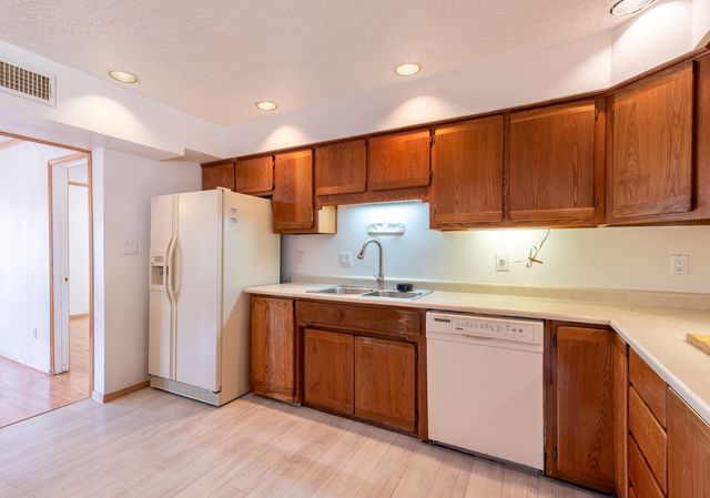 6517 San Francisco Road NE, Albuquerque, NM 87109