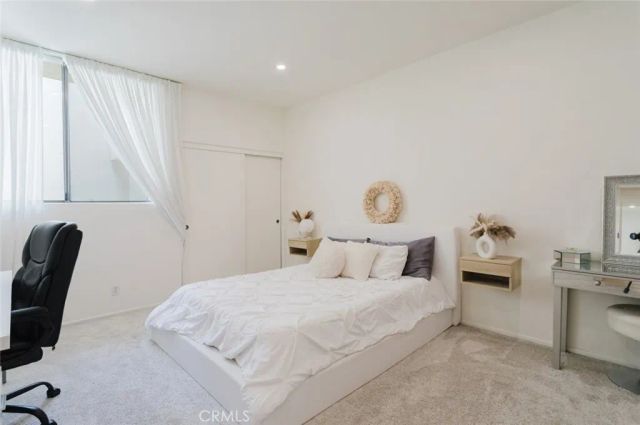 1305 N Columbus Avenue 204, Glendale, CA 91202