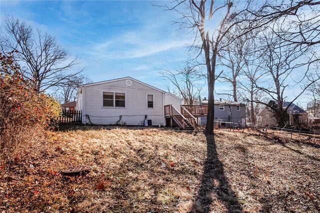 5310 NE Barnes Avenue, Kansas City, MO 64119