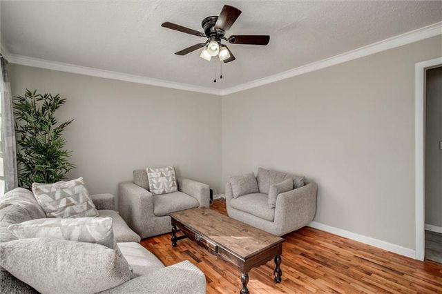 5310 NE Barnes Avenue, Kansas City, MO 64119