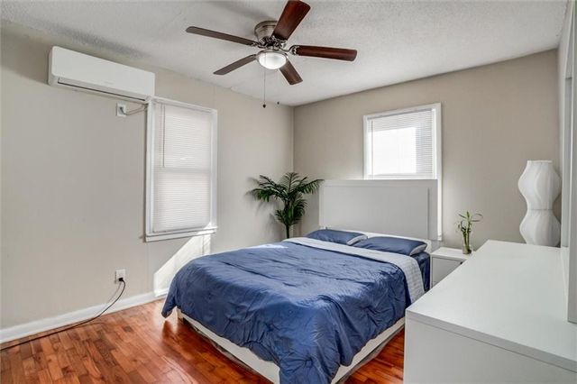 5310 NE Barnes Avenue, Kansas City, MO 64119