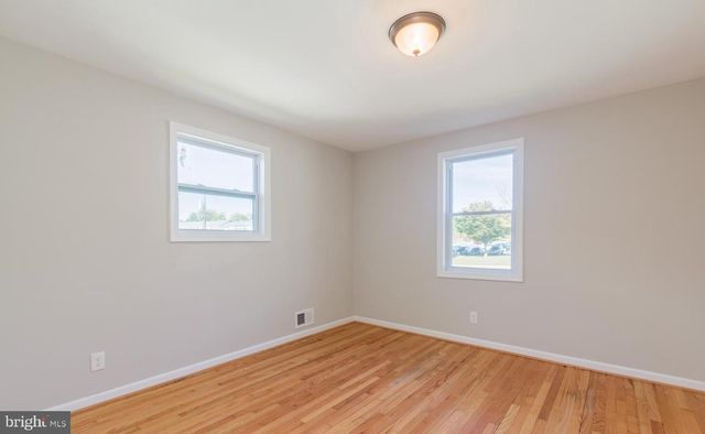 2507 E NORTHERN PKWY, Baltimore, MD 21214
