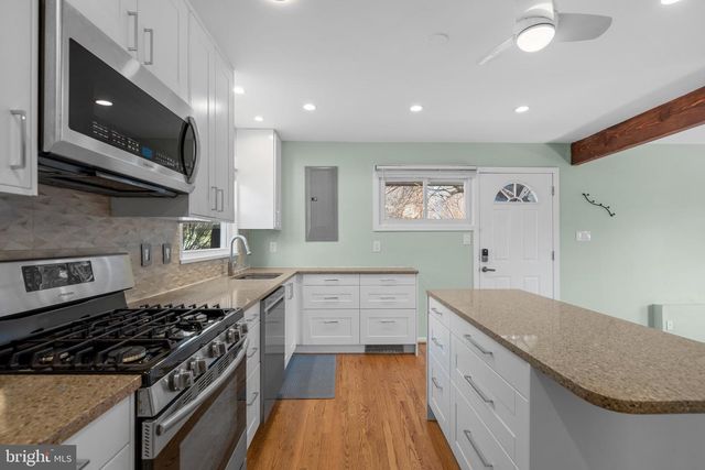 211 NIMITZ AVE, Rockville, MD 20851