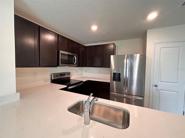 8241 SW 67TH AVENUE, Ocala, FL 34476