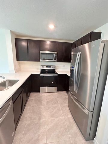 8241 SW 67TH AVENUE, Ocala, FL 34476